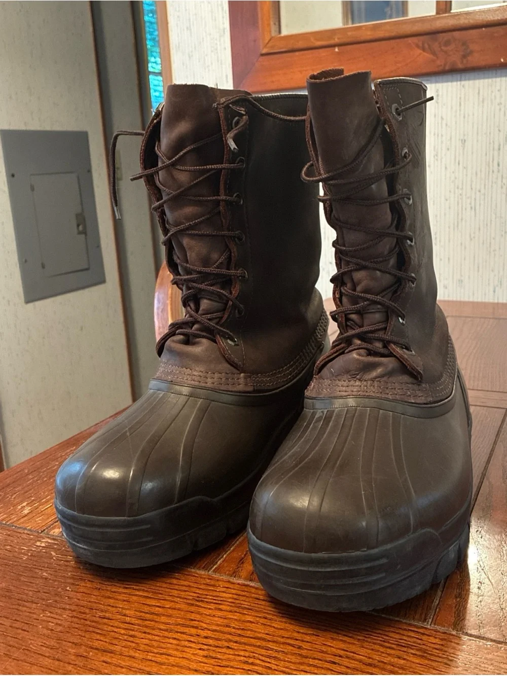 Sorel Chieftain Pac Boots Men's 9  Leather Insulated Felt Lined Winter Utility
